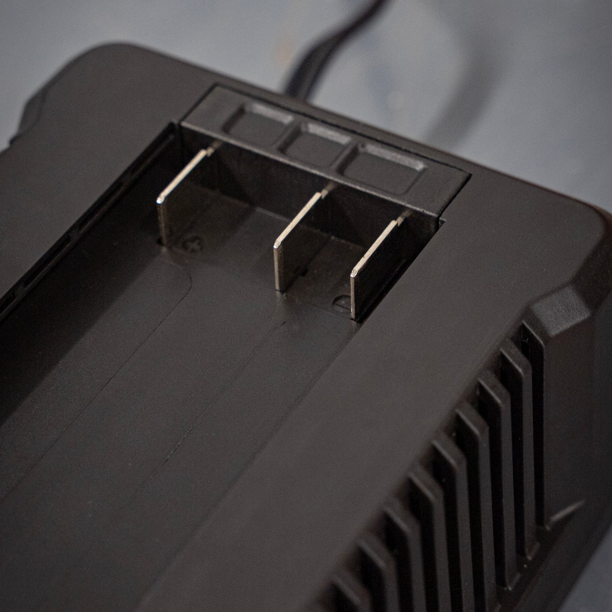 ION® 40V Charger