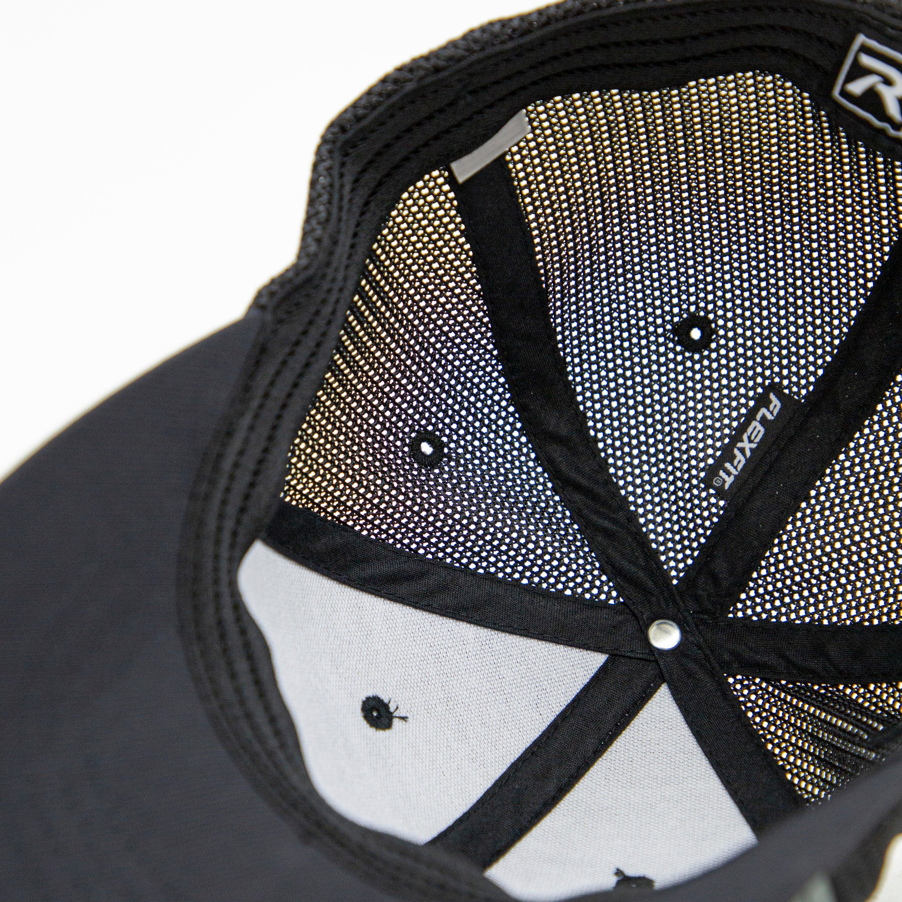 ION® Black Blade Cap