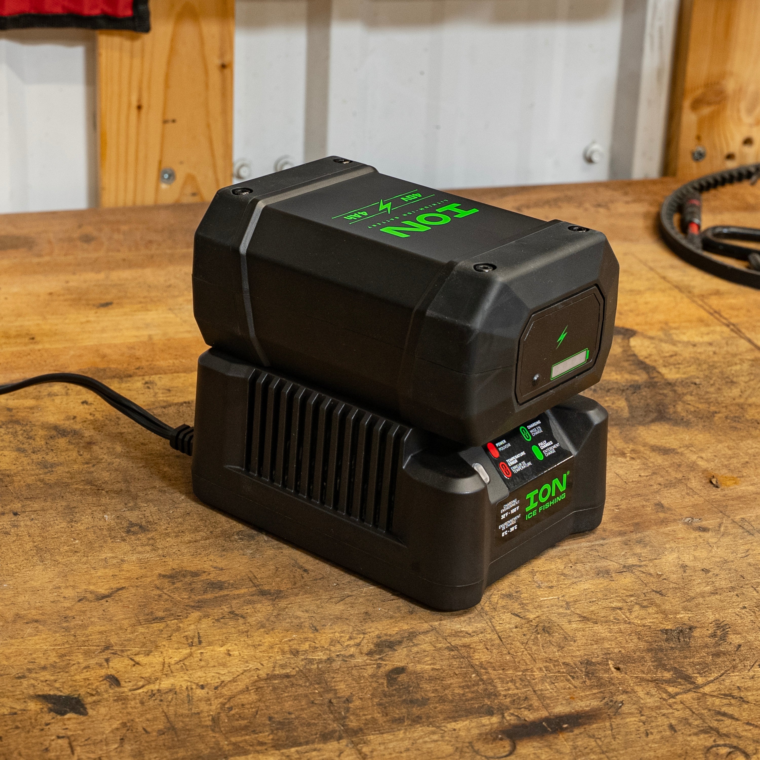 ION® 40V Charger